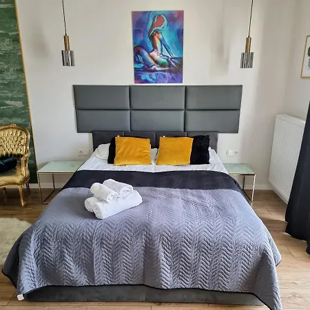 Apartment Jana Kazimierza Wola By Noclegi Renters Varšava Exteriér fotografie